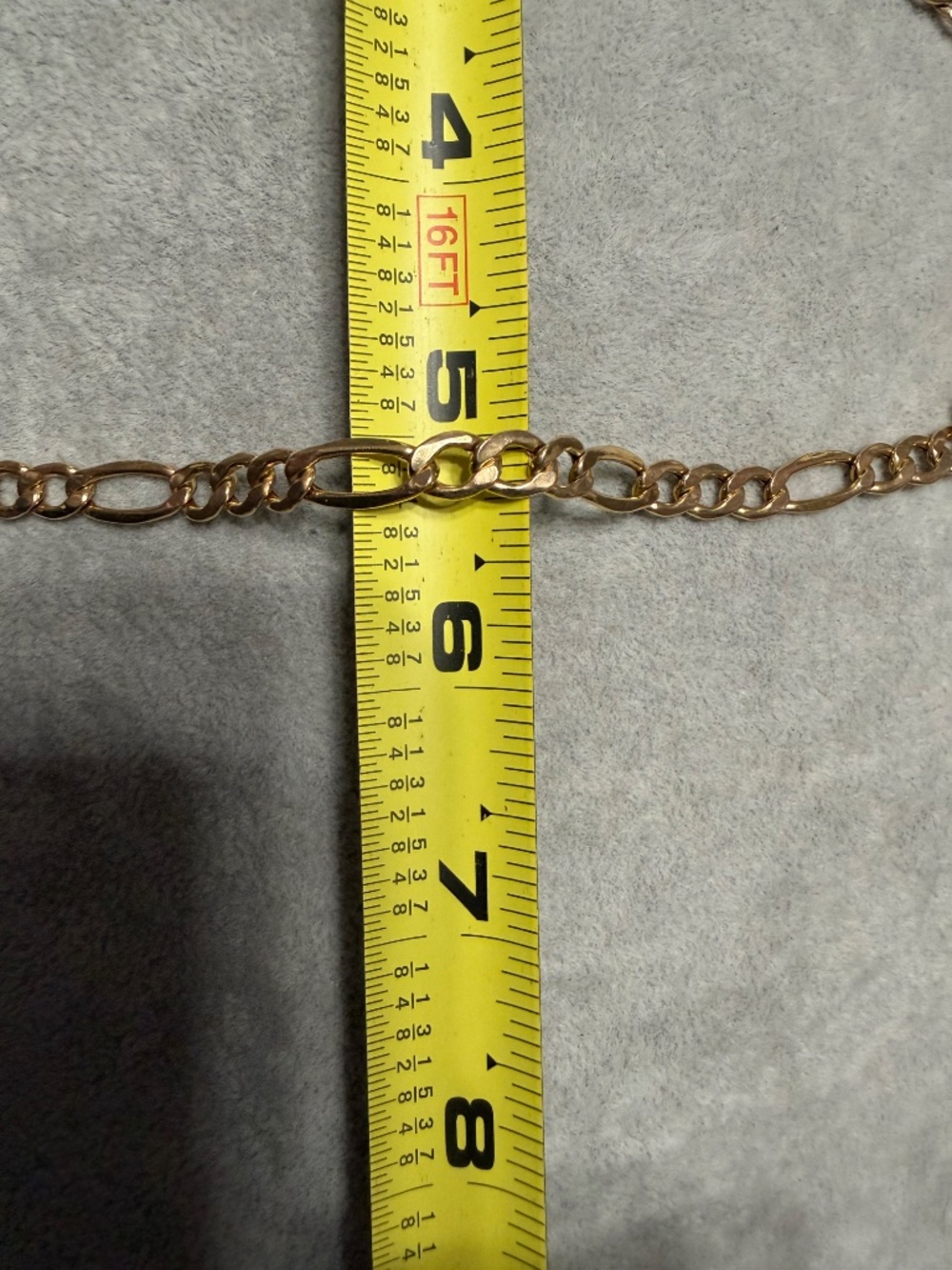 10K gold 22" Figaro chain, hollow - Picture 2 of 4